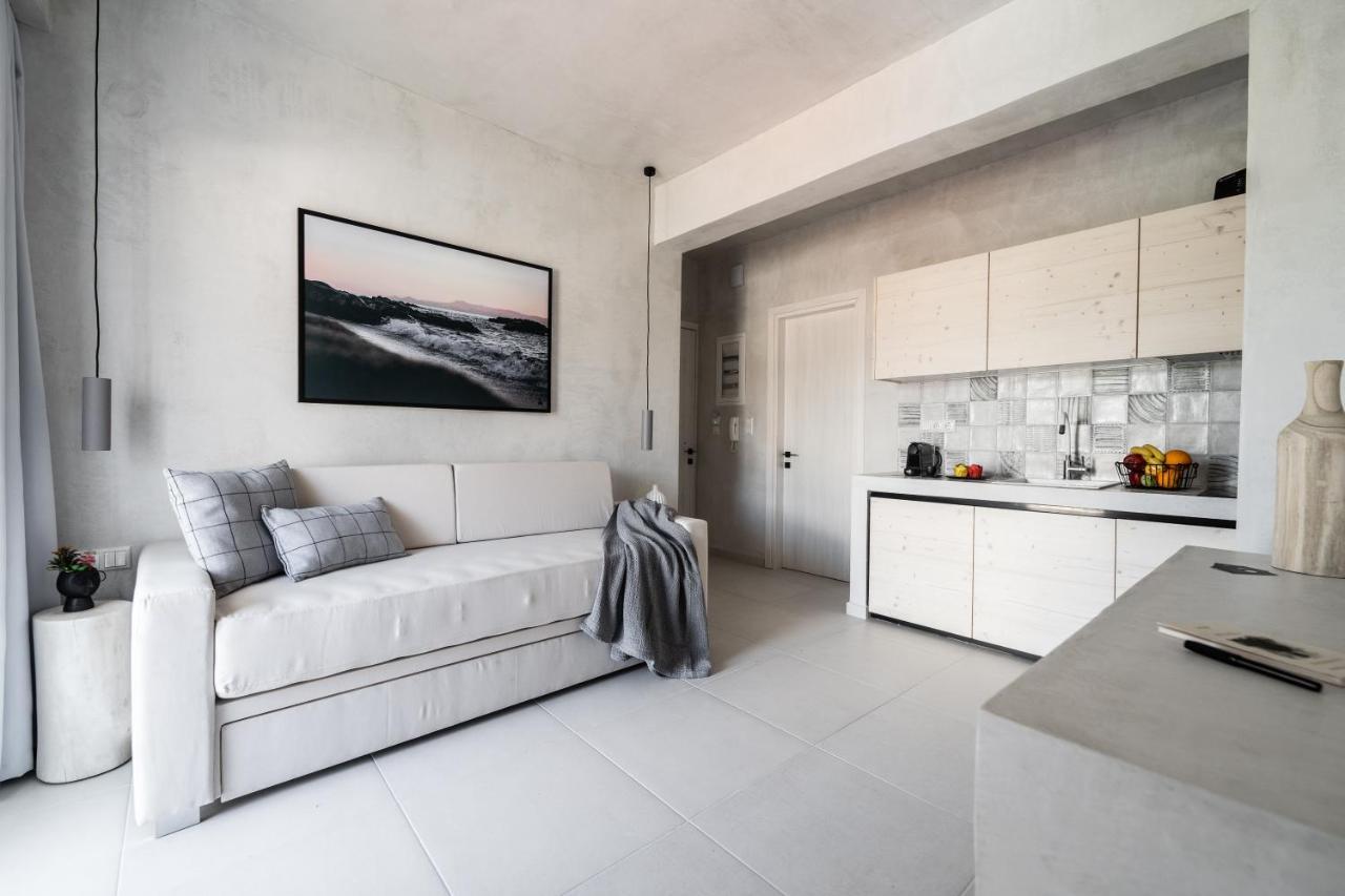 Iraklitsa Suites Nea Iraklitsa Esterno foto
